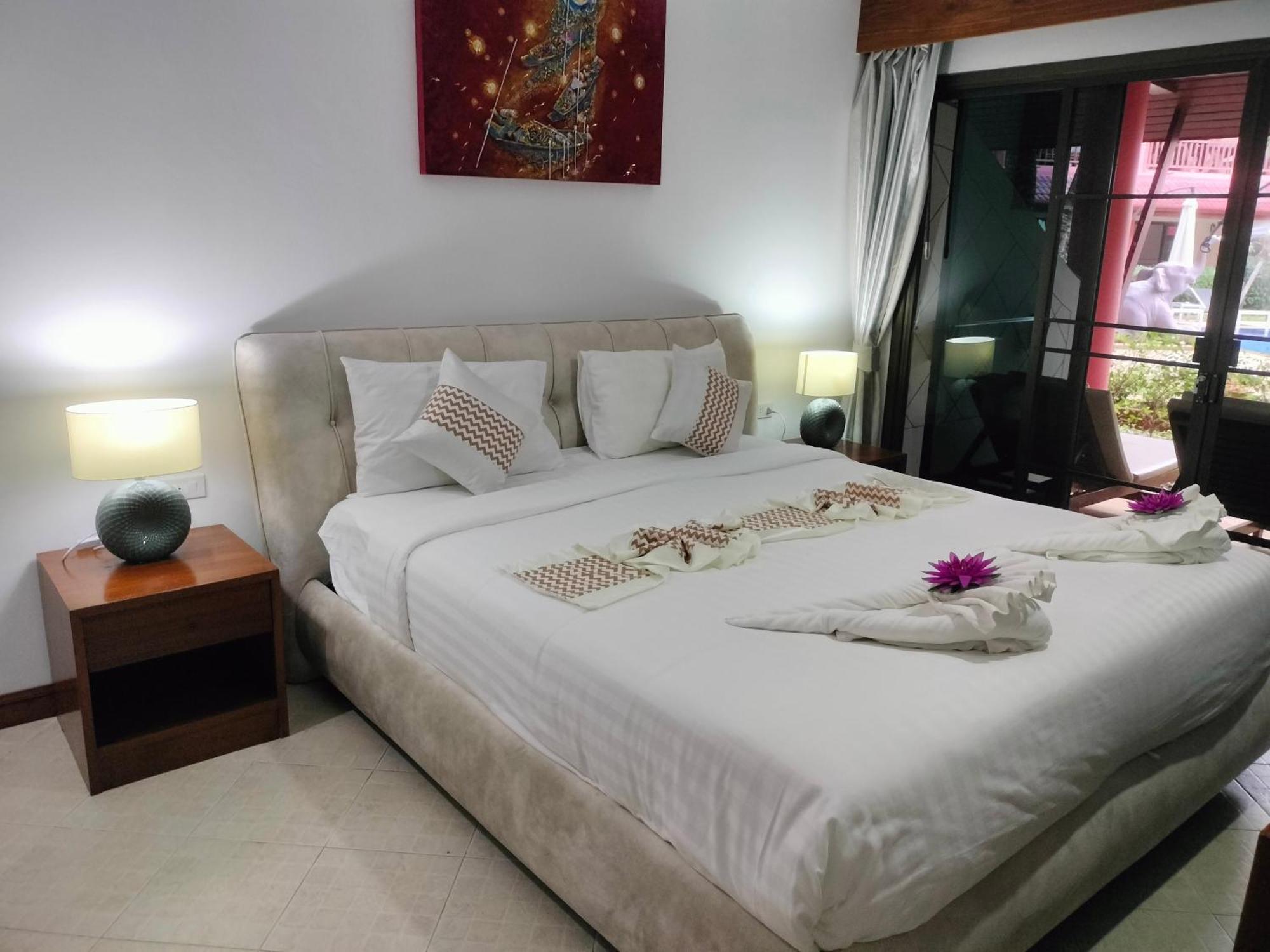 Sai Rougn Apartment Patong Exterior photo