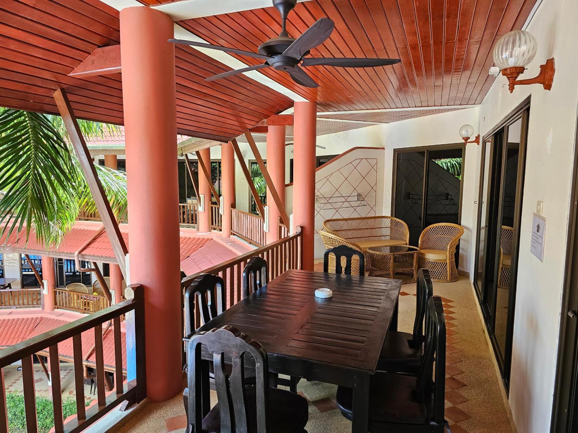 Sai Rougn Apartment Patong Exterior photo