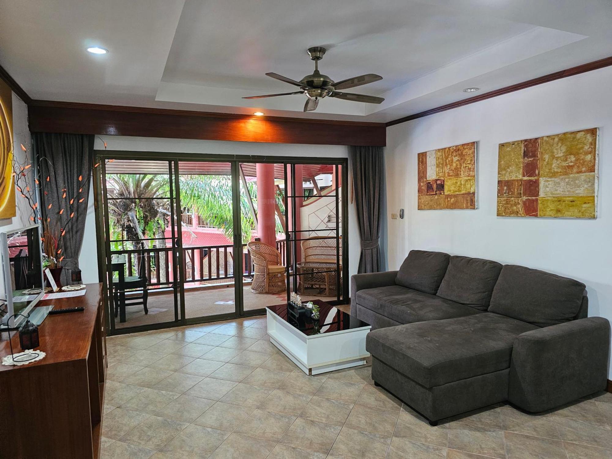 Sai Rougn Apartment Patong Exterior photo