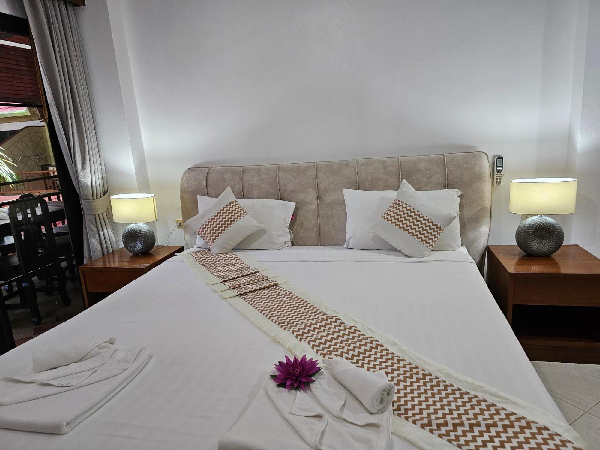 Sai Rougn Apartment Patong Exterior photo