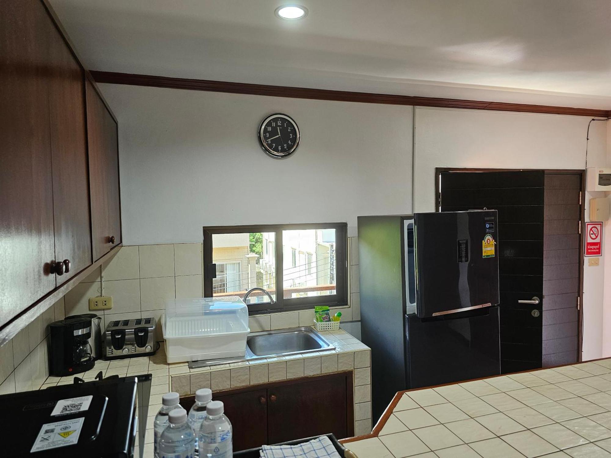 Sai Rougn Apartment Patong Exterior photo